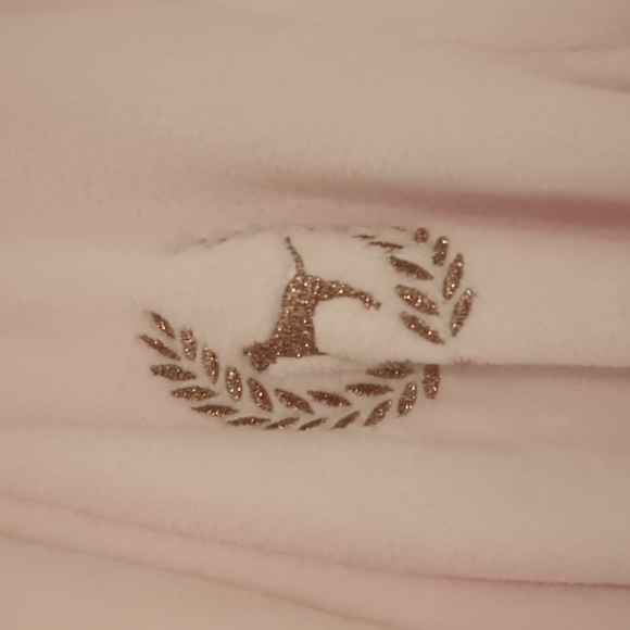 PINK Robe - Picture 4 of 4